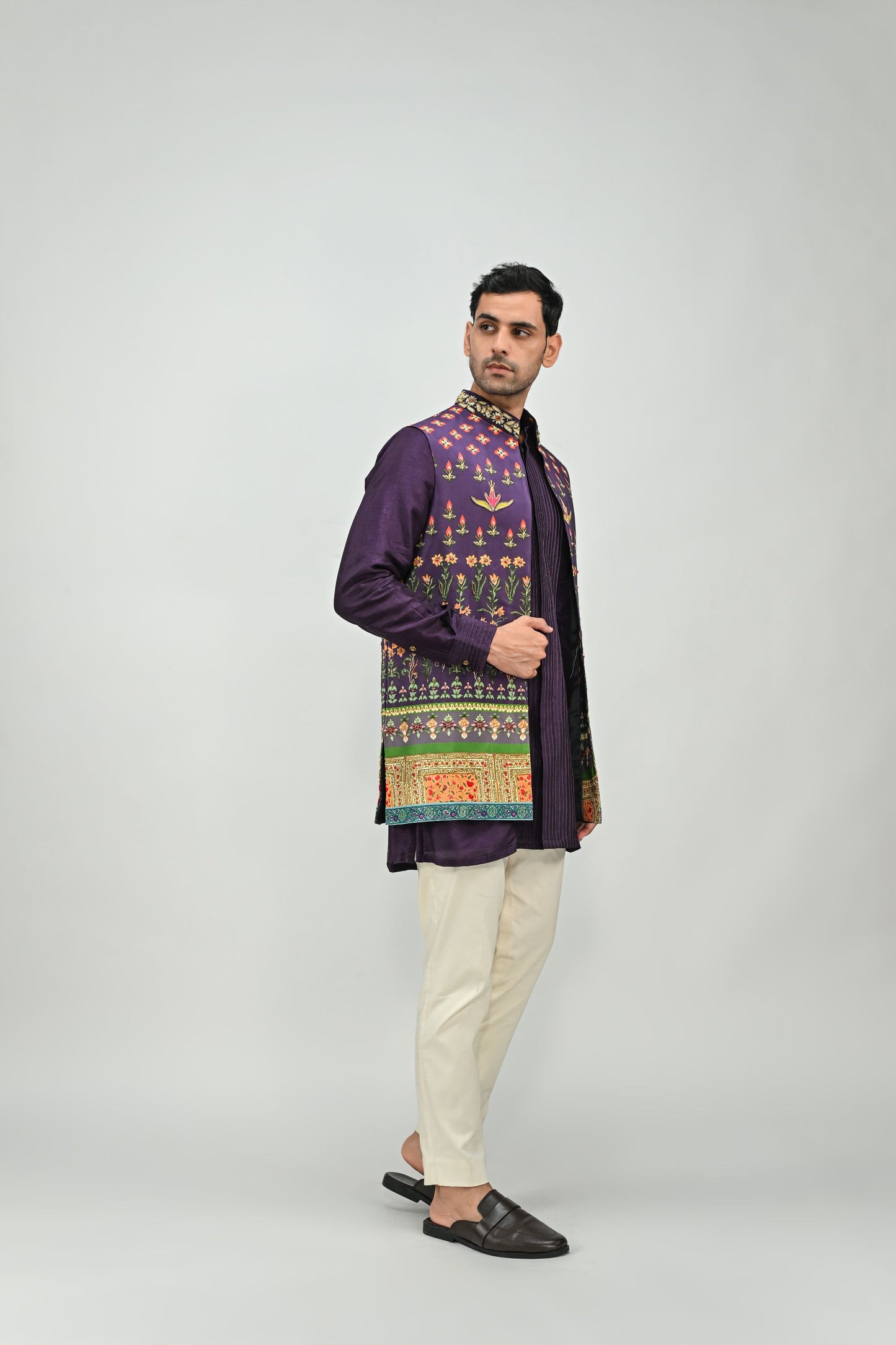 PLUM PRINTED HIGHLIGHTED HALF JACKET /FULL SET