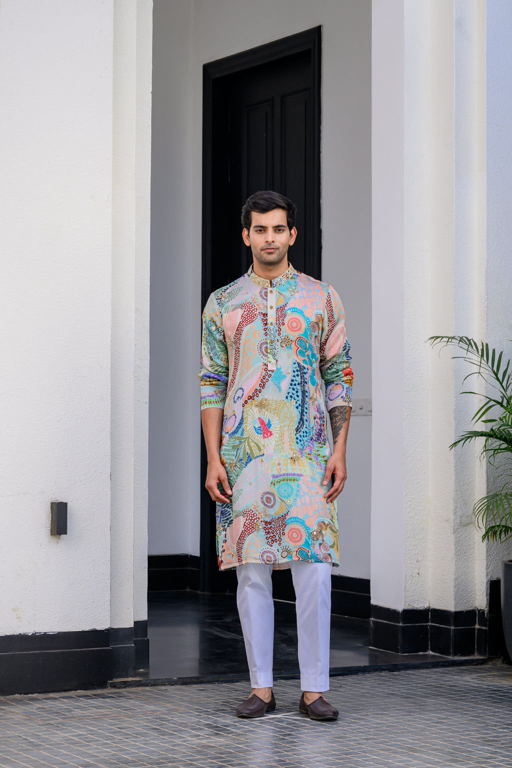 GARDENIA HIGHLIGHTED KURTA WITH PANTS