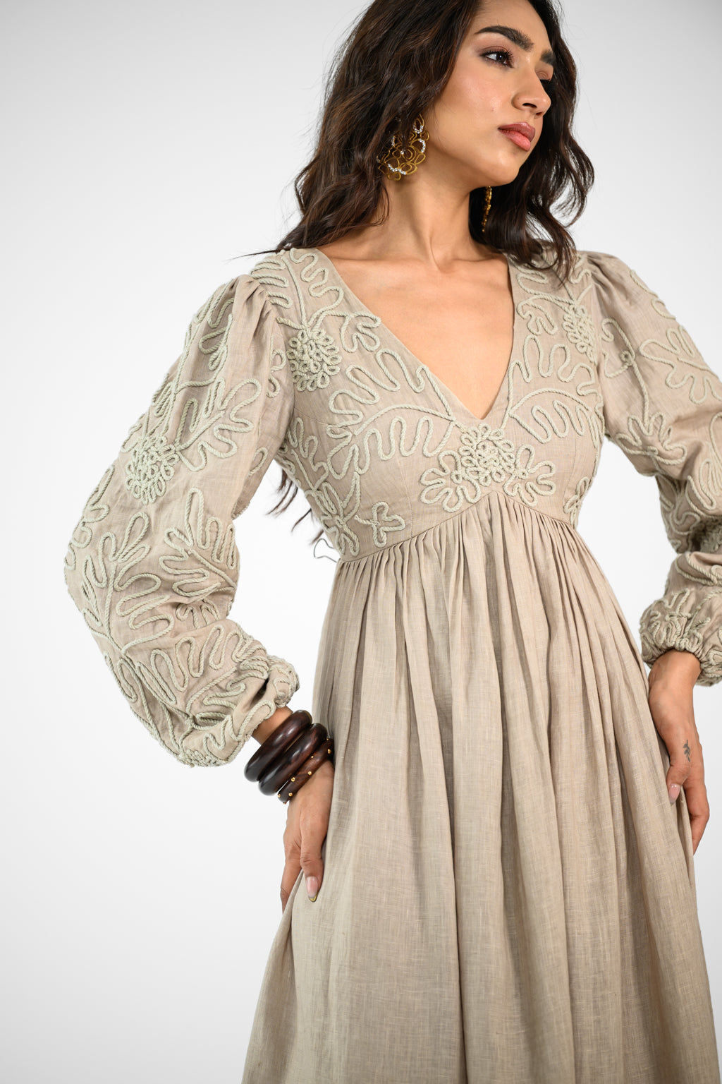 BEIGE EMBROIDERED LINEN DRESS