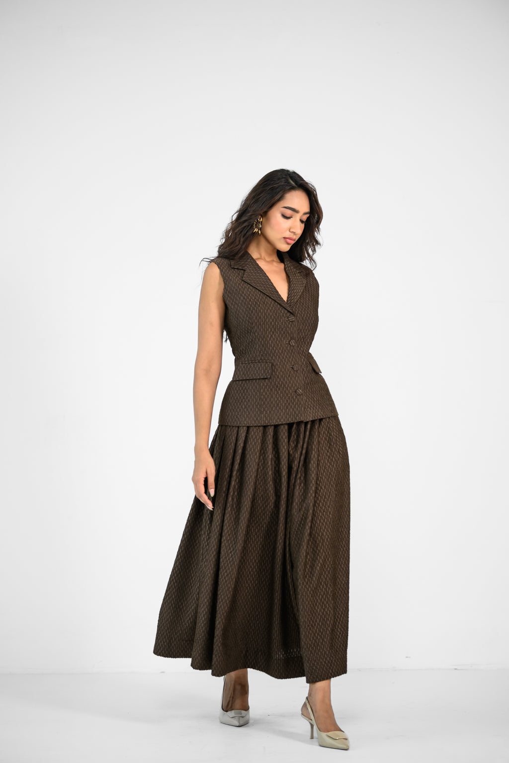 BROWN BLAZER AND SKIRT SET