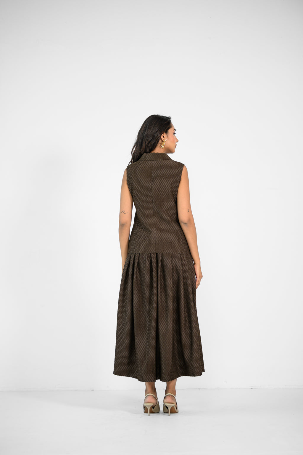 BROWN BLAZER AND SKIRT SET