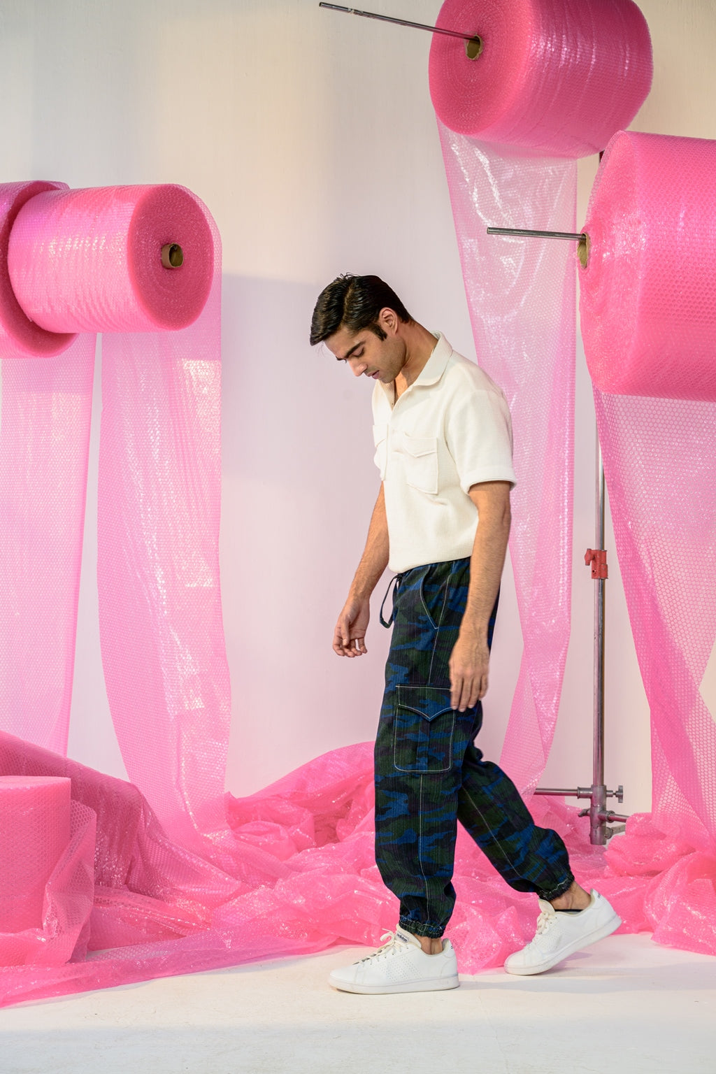 White Dotted Tshirt With military Cargo Men