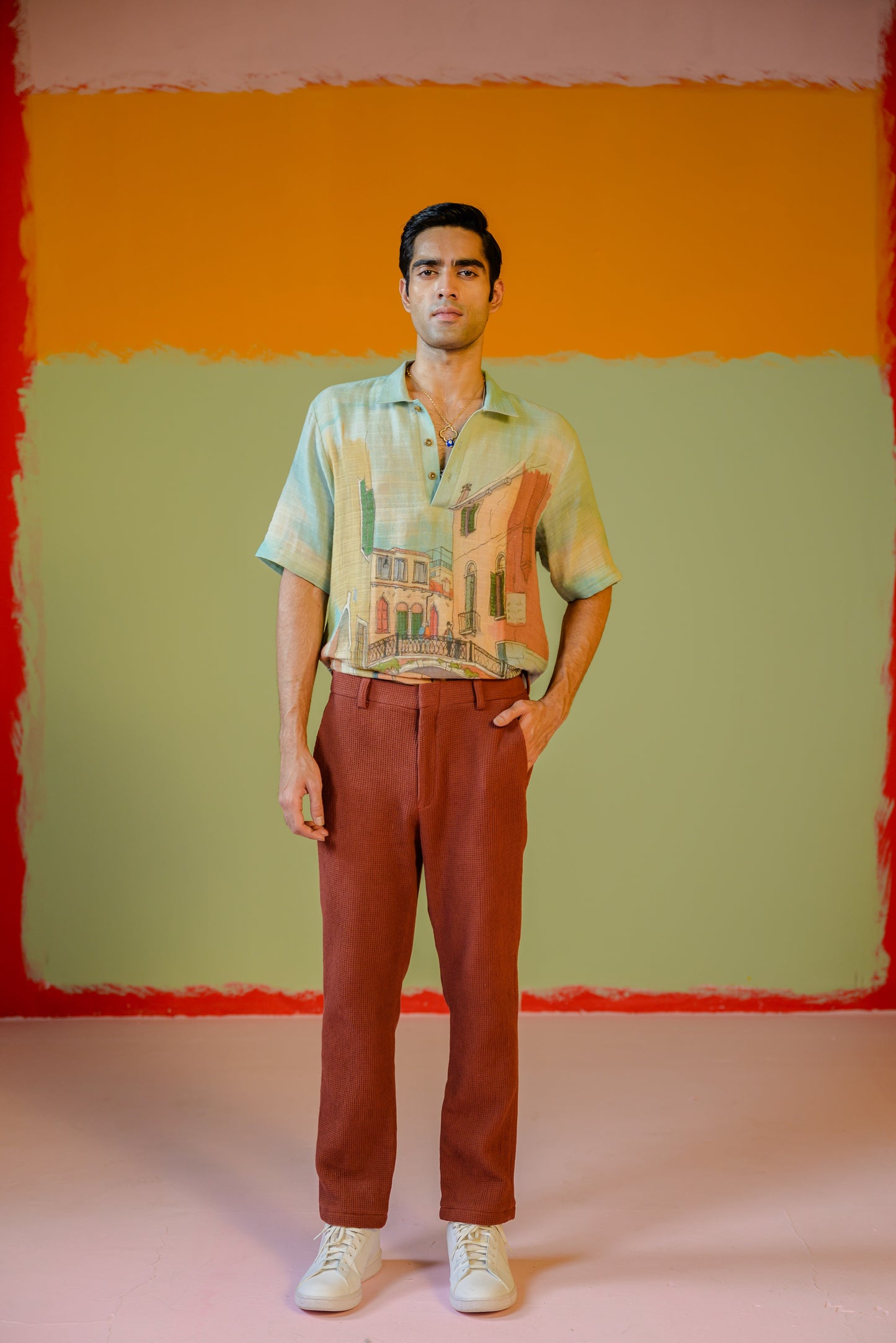 Venice Tshirt Paired With Brown Pants