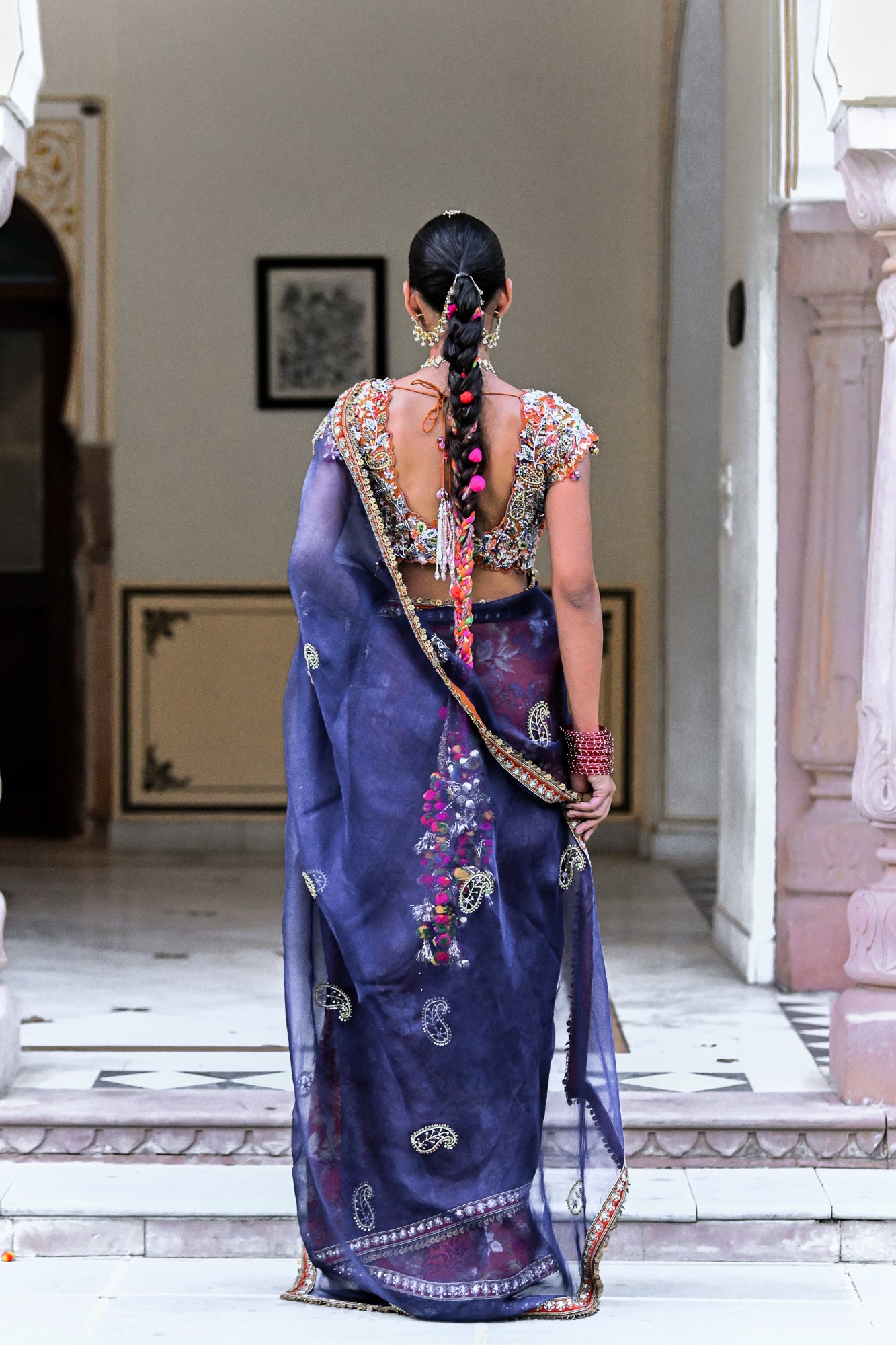 AMBER BLOOM DAMAN SAREE WITH PAISLEY EMBROIDERED PALLA , PETTICOAT AND EMBROIDERED BLOUSE