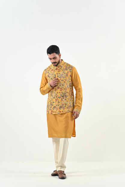 MARIGOLD HIGHLIGHTED BUNDI WITH KURTA SET