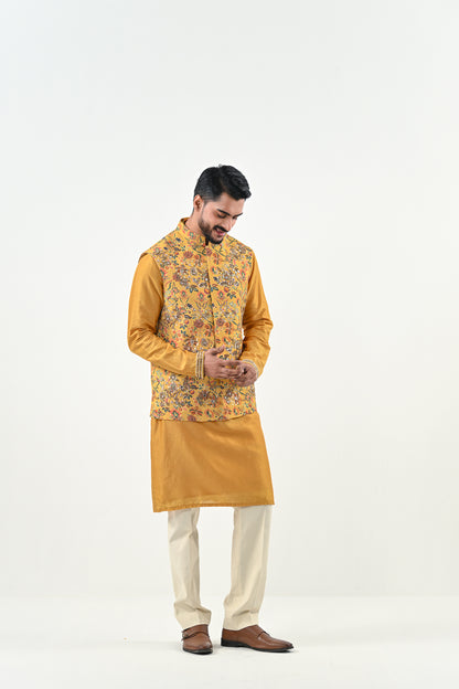 MARIGOLD HIGHLIGHTED BUNDI WITH KURTA SET
