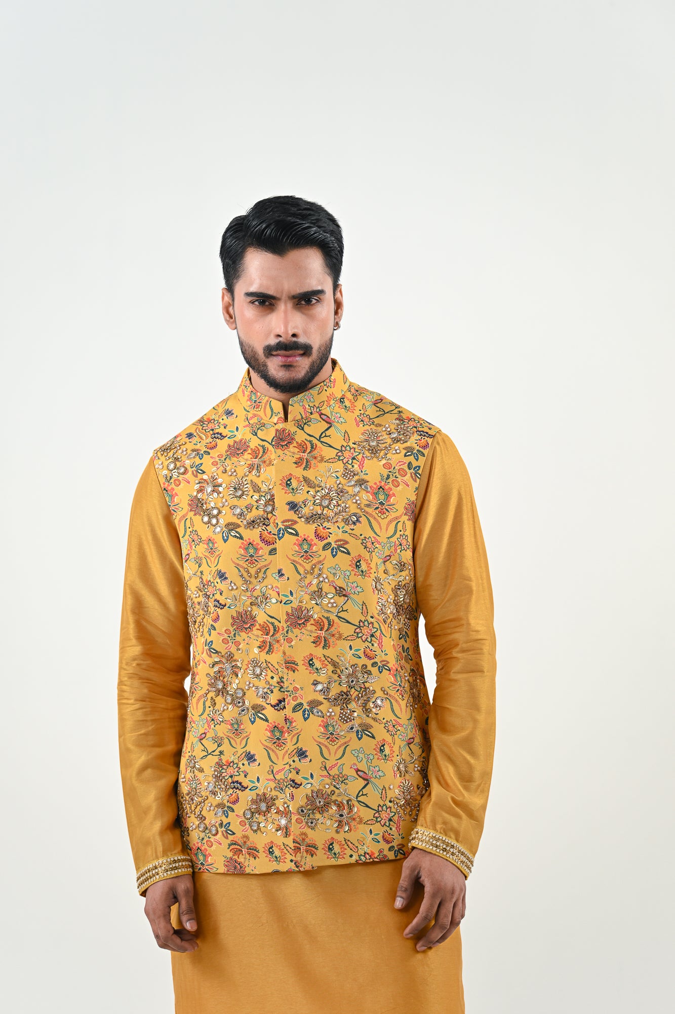 MARIGOLD HIGHLIGHTED BUNDI WITH KURTA SET