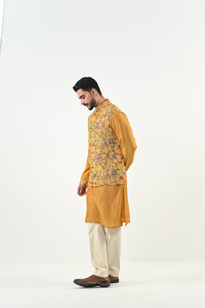 MARIGOLD HIGHLIGHTED BUNDI WITH KURTA SET