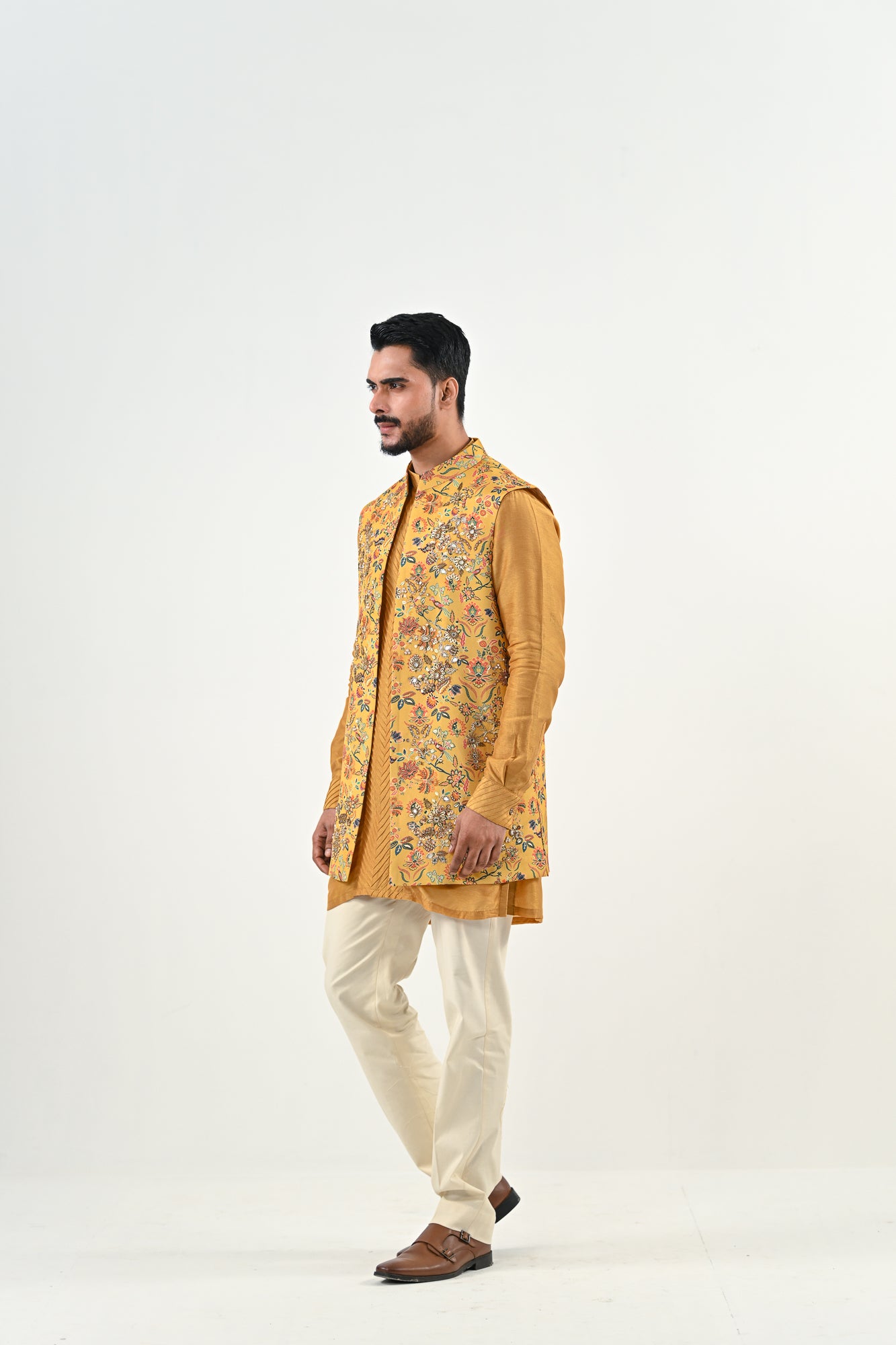 M HIGHLIGHTED HALF JACKET SET