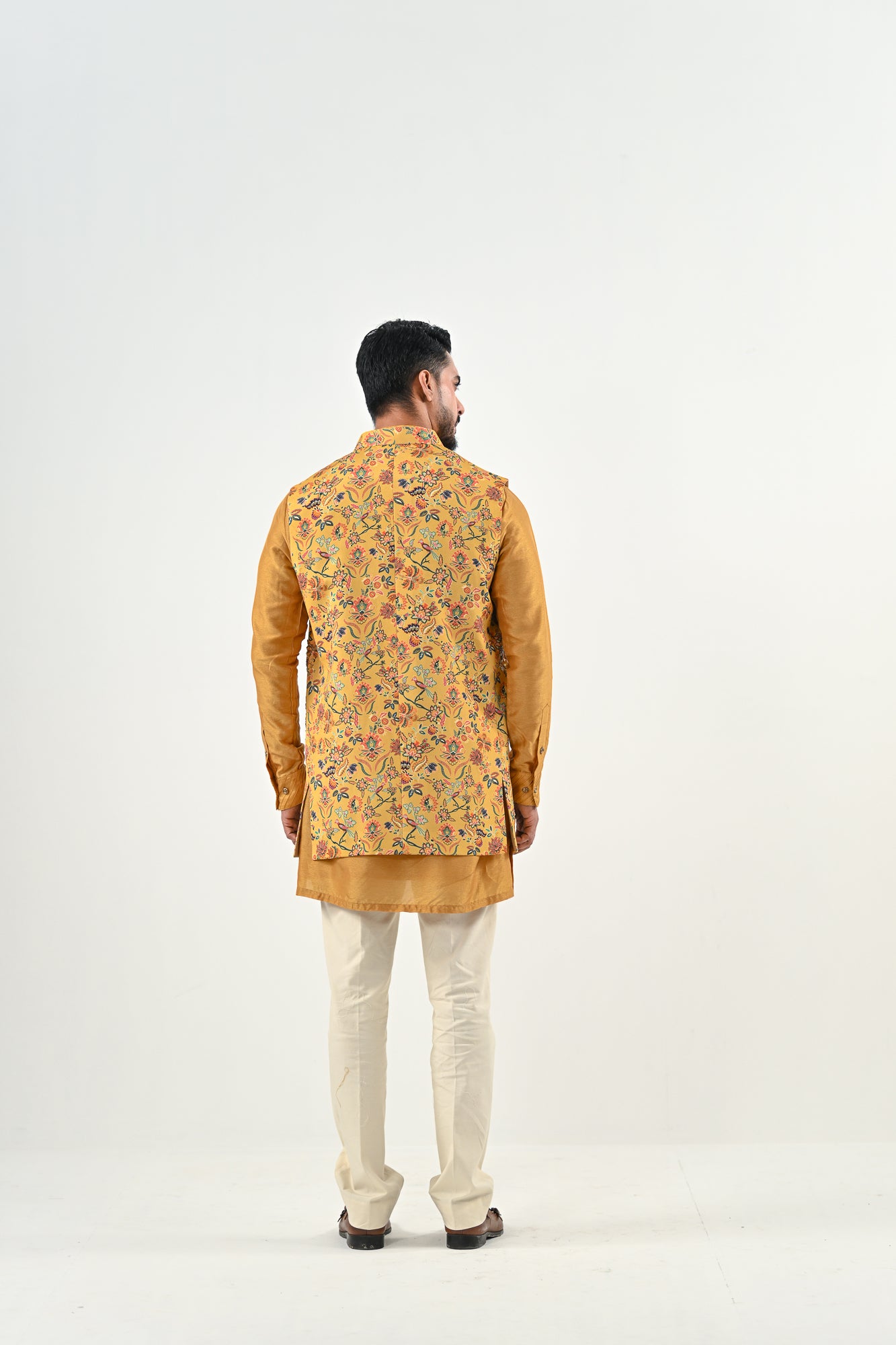 M HIGHLIGHTED HALF JACKET SET