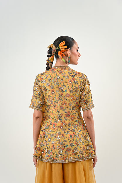 M FLARED PANT EMBROIDERED PEPLUM TOP