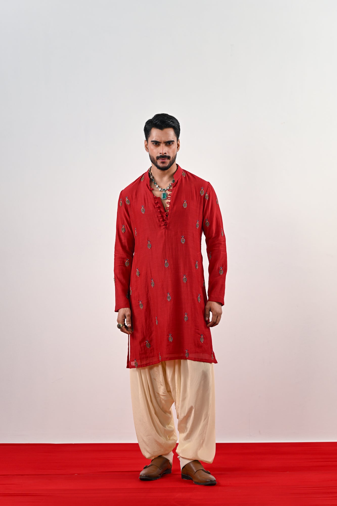 S EMBROIDERED KURTA SET WITH COWL PANTS