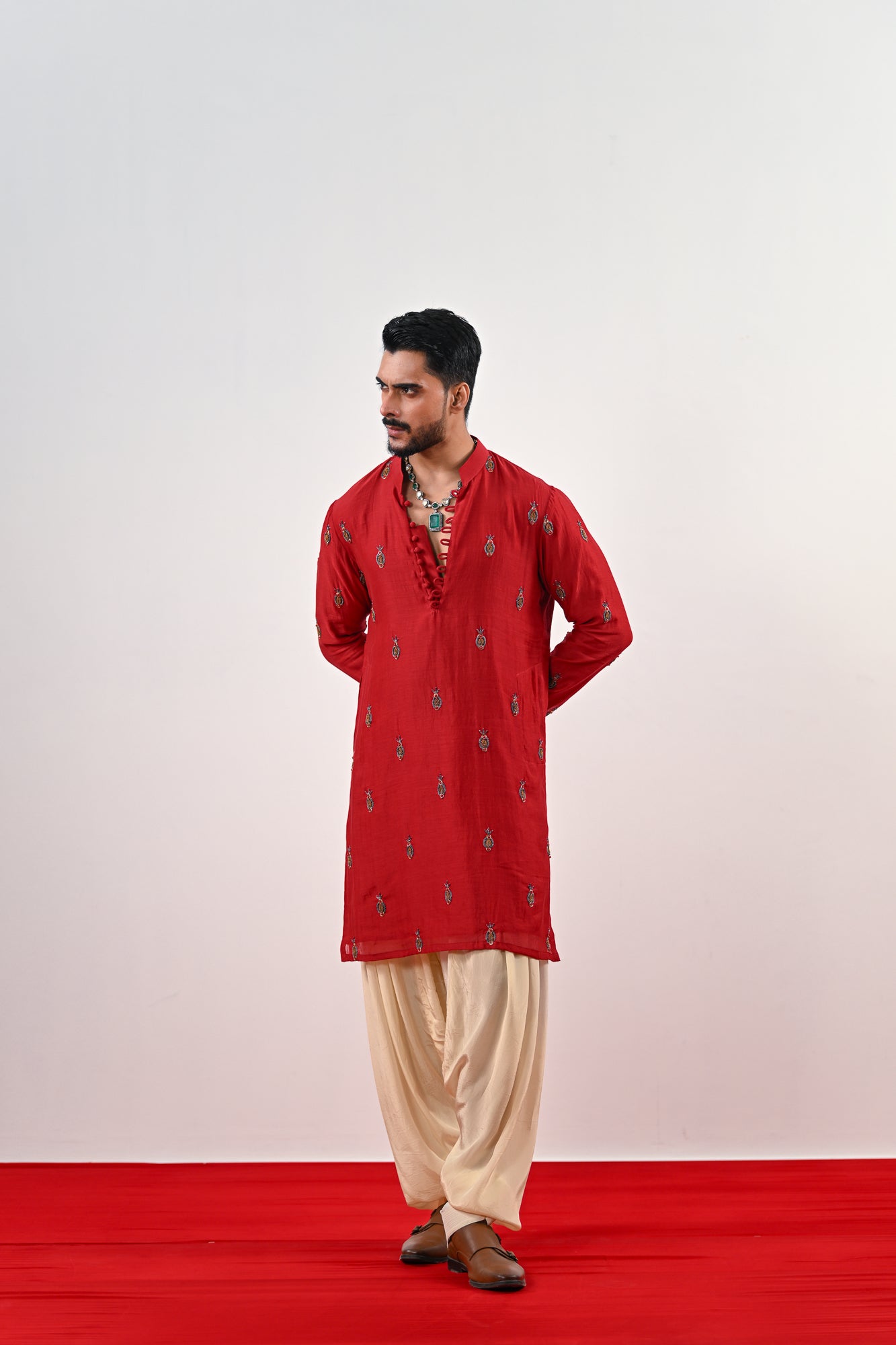 S EMBROIDERED KURTA SET WITH COWL PANTS