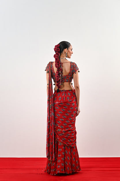 S PRE STITCHED SAREE PAIRED WITH EMBROIDERED BLOUSE