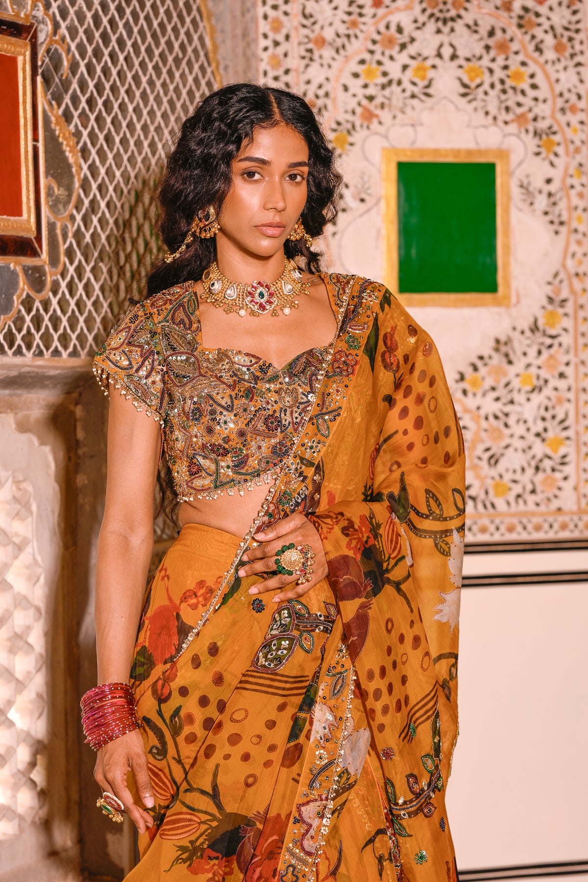 EMB BLOUSE WITH HIGHLIGHTED OPEN PALLA PRE DRAPE SAREE