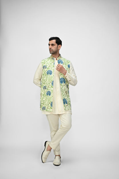 Peacock Printed Highlighted Half Jacket