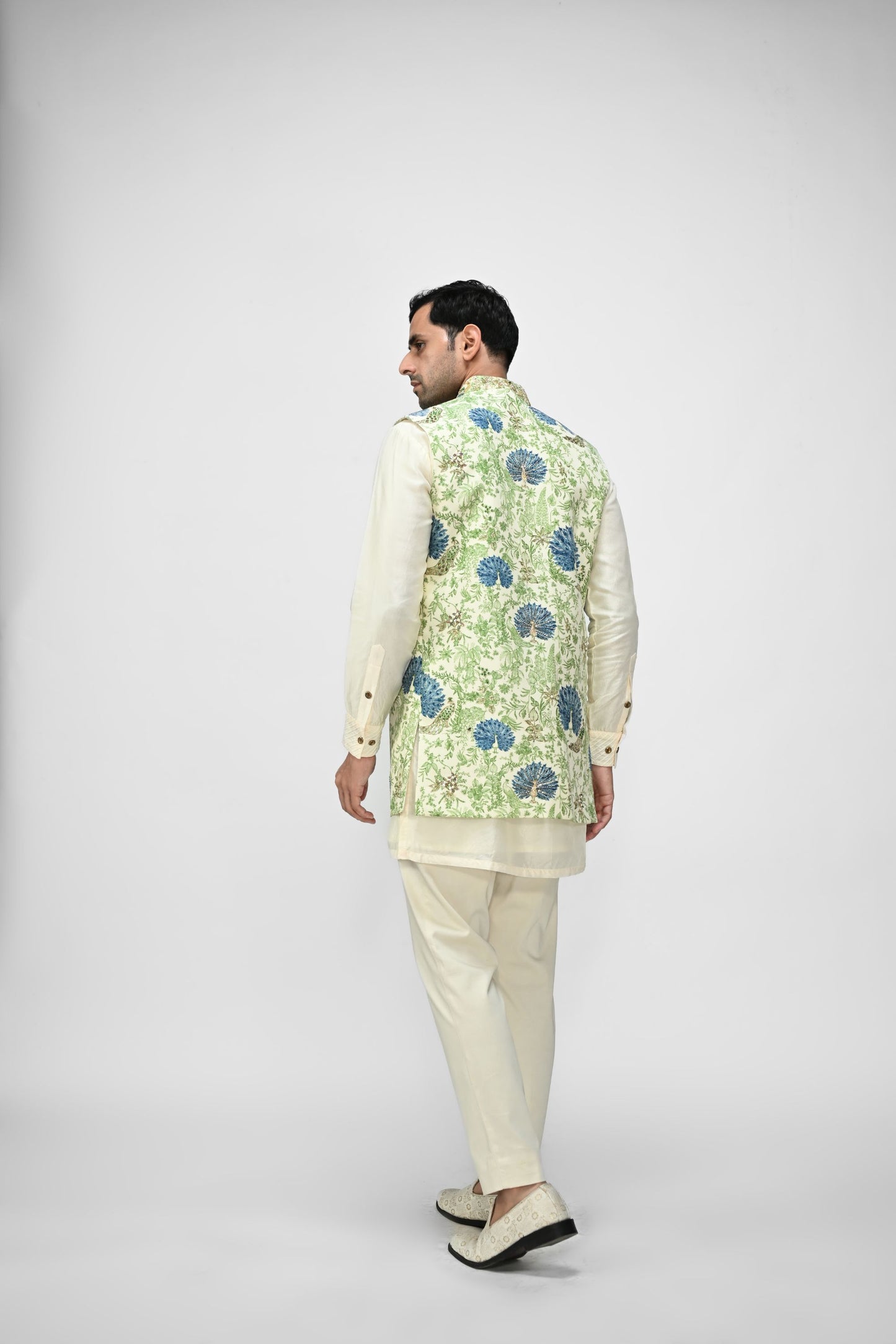Peacock Printed Highlighted Half Jacket