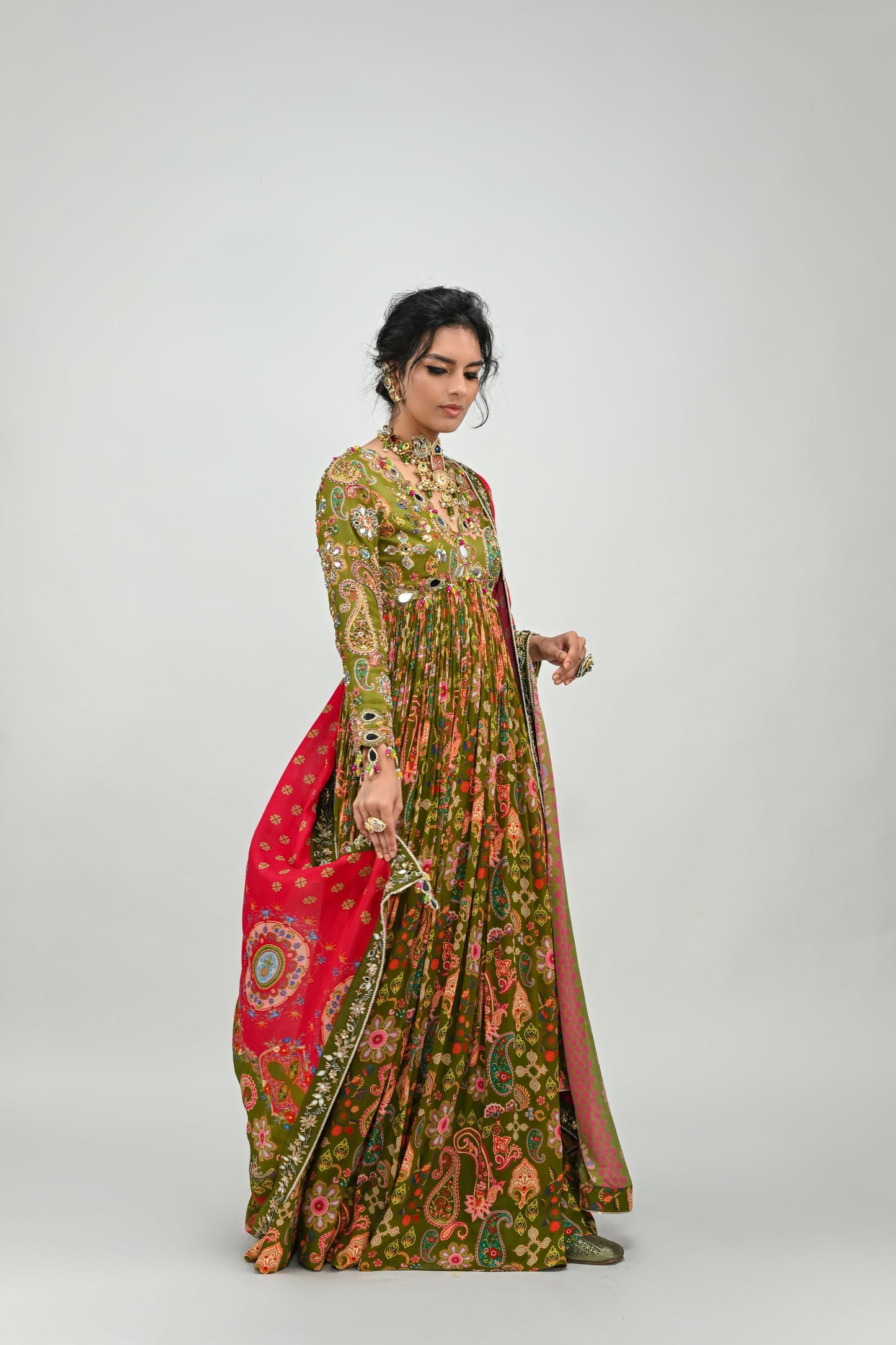 OLIVE GREEN HIGHLIGHTED ANARKALI PAIRED WITH DUAL PRINT DUPATTA