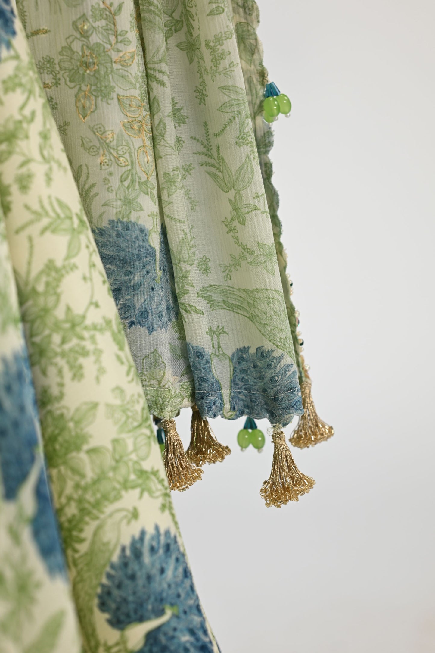 Highlighted Pre Stiched Peacock Saree Paired With Bead Blouse