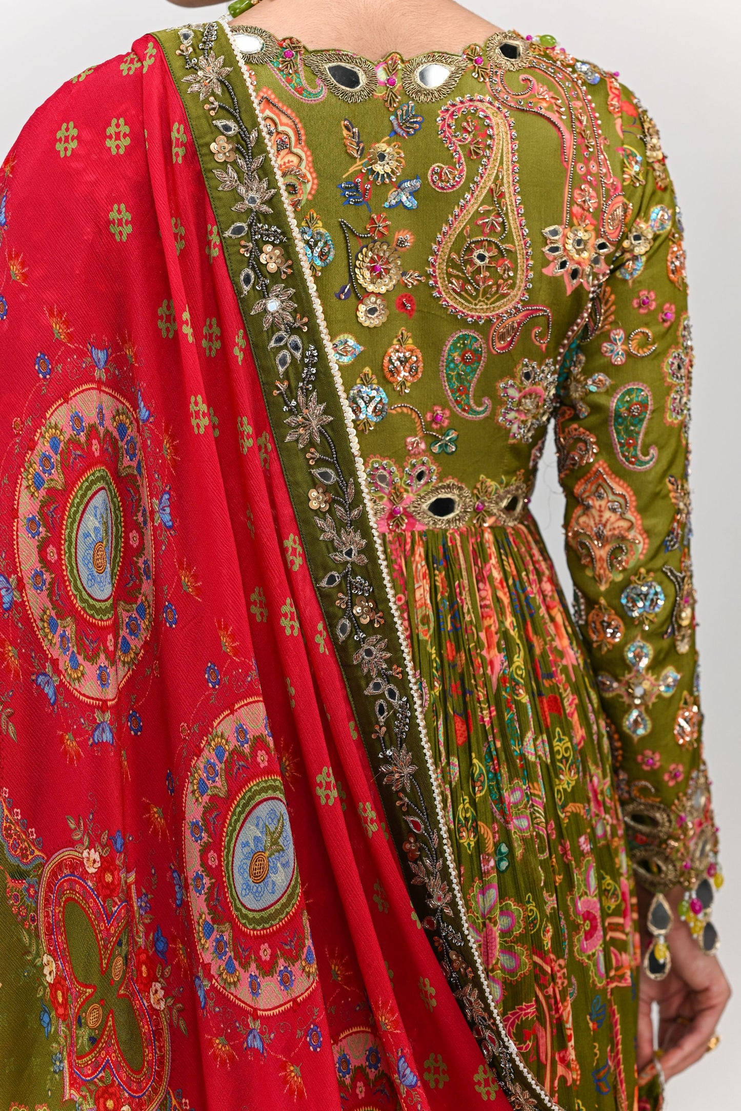 OLIVE GREEN HIGHLIGHTED ANARKALI PAIRED WITH DUAL PRINT DUPATTA