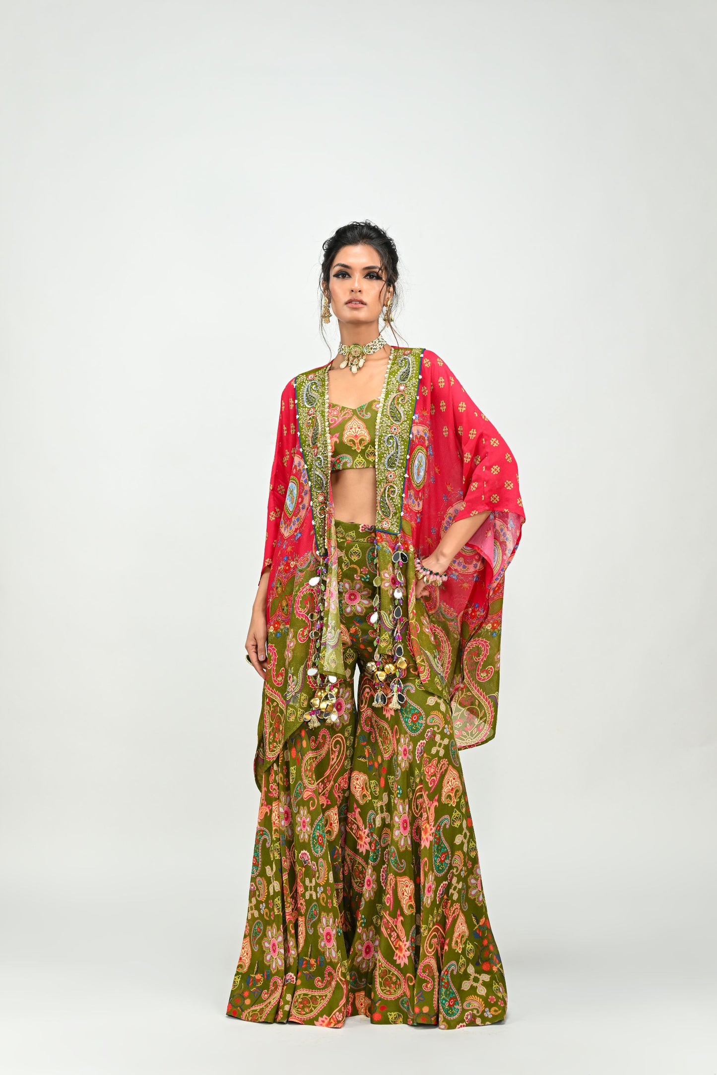 OLIVE HIGHLIGHTED SHARARA BRALETTE PAIRED WITH DUAL PRINT TOGA