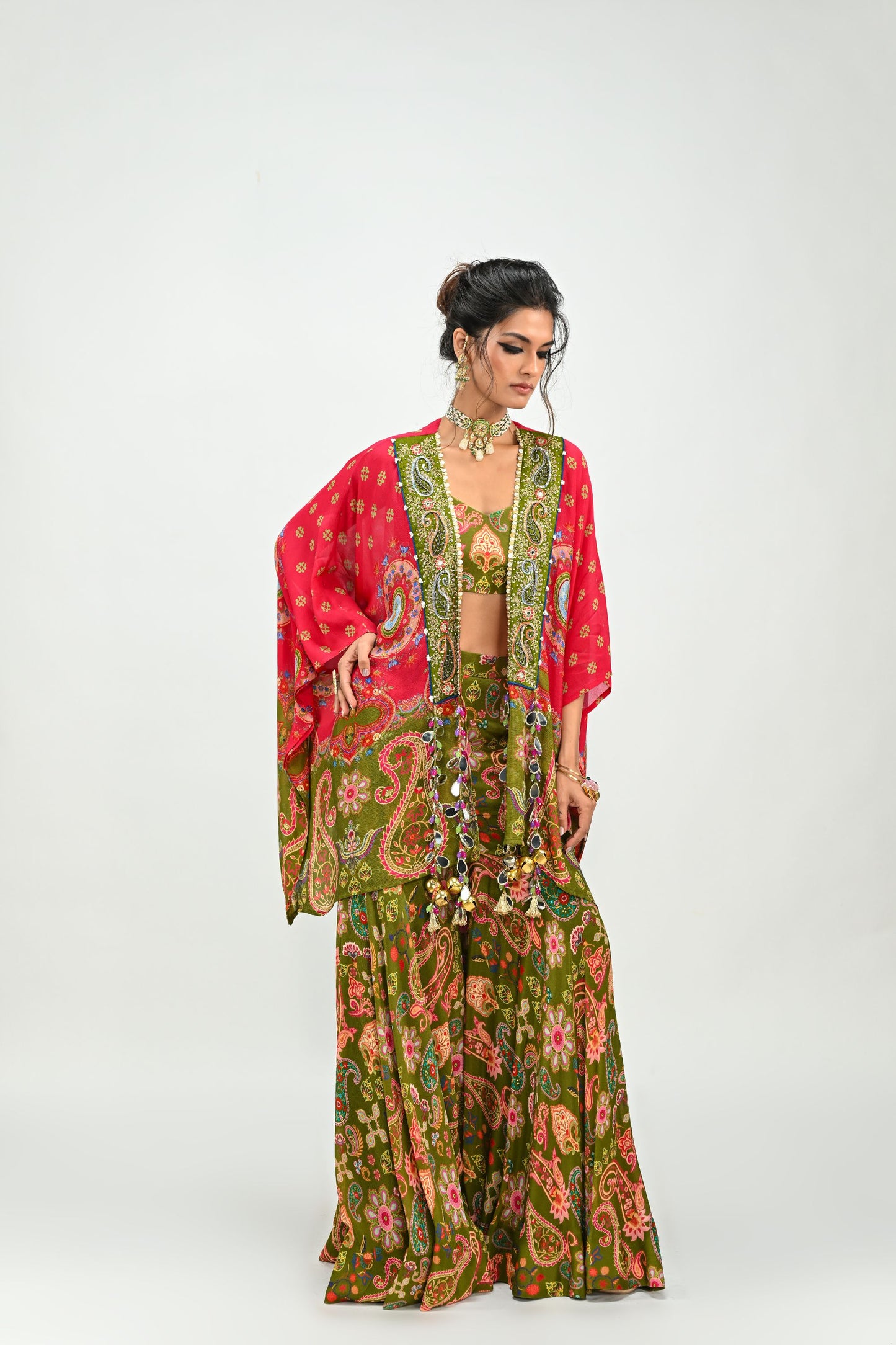OLIVE HIGHLIGHTED SHARARA BRALETTE PAIRED WITH DUAL PRINT TOGA