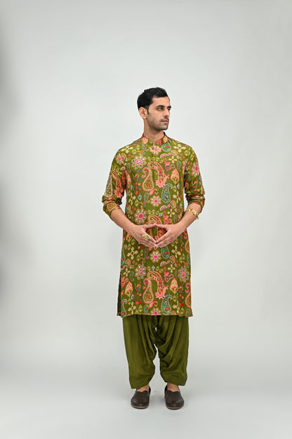 OLIVE HIGHLIGHTED KURTA PAIRED WITH COWL PANTS