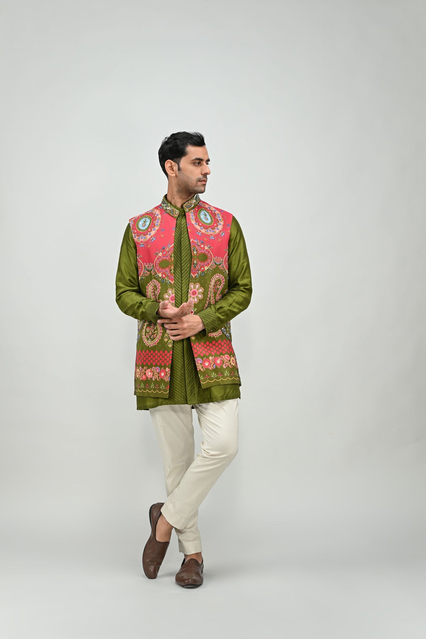 OLIVE PRINTED HIGHLIGHTED HALF JACKET /FULL SET