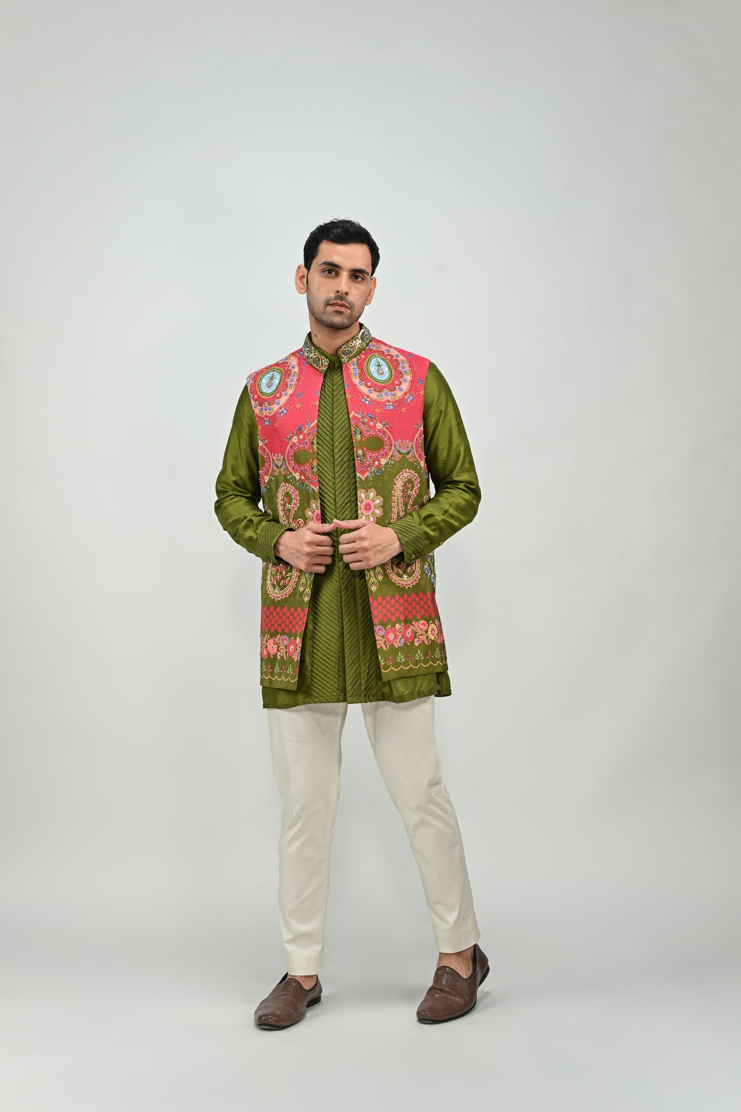 OLIVE PRINTED HIGHLIGHTED HALF JACKET /FULL SET