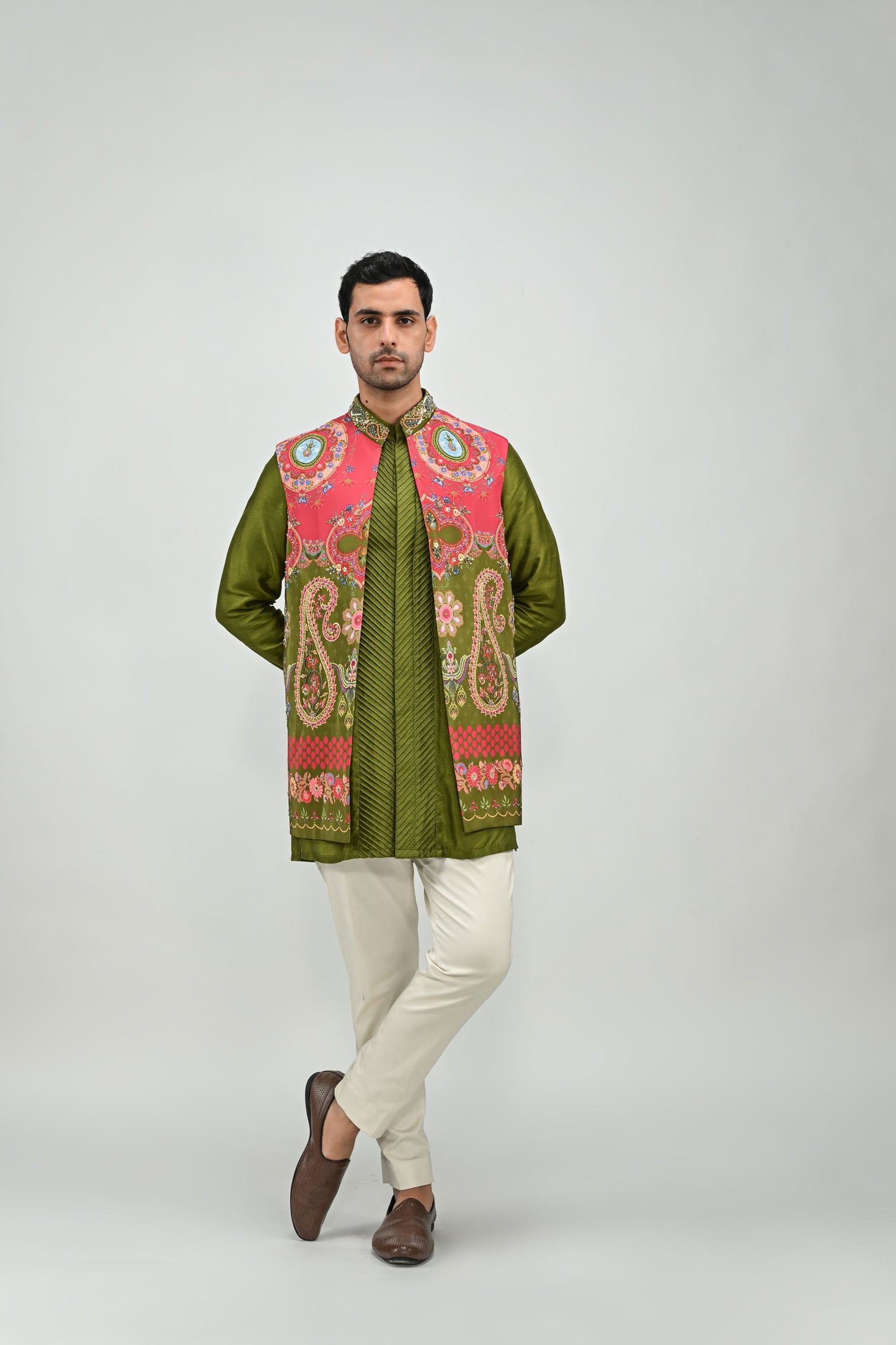 OLIVE PRINTED HIGHLIGHTED HALF JACKET /FULL SET