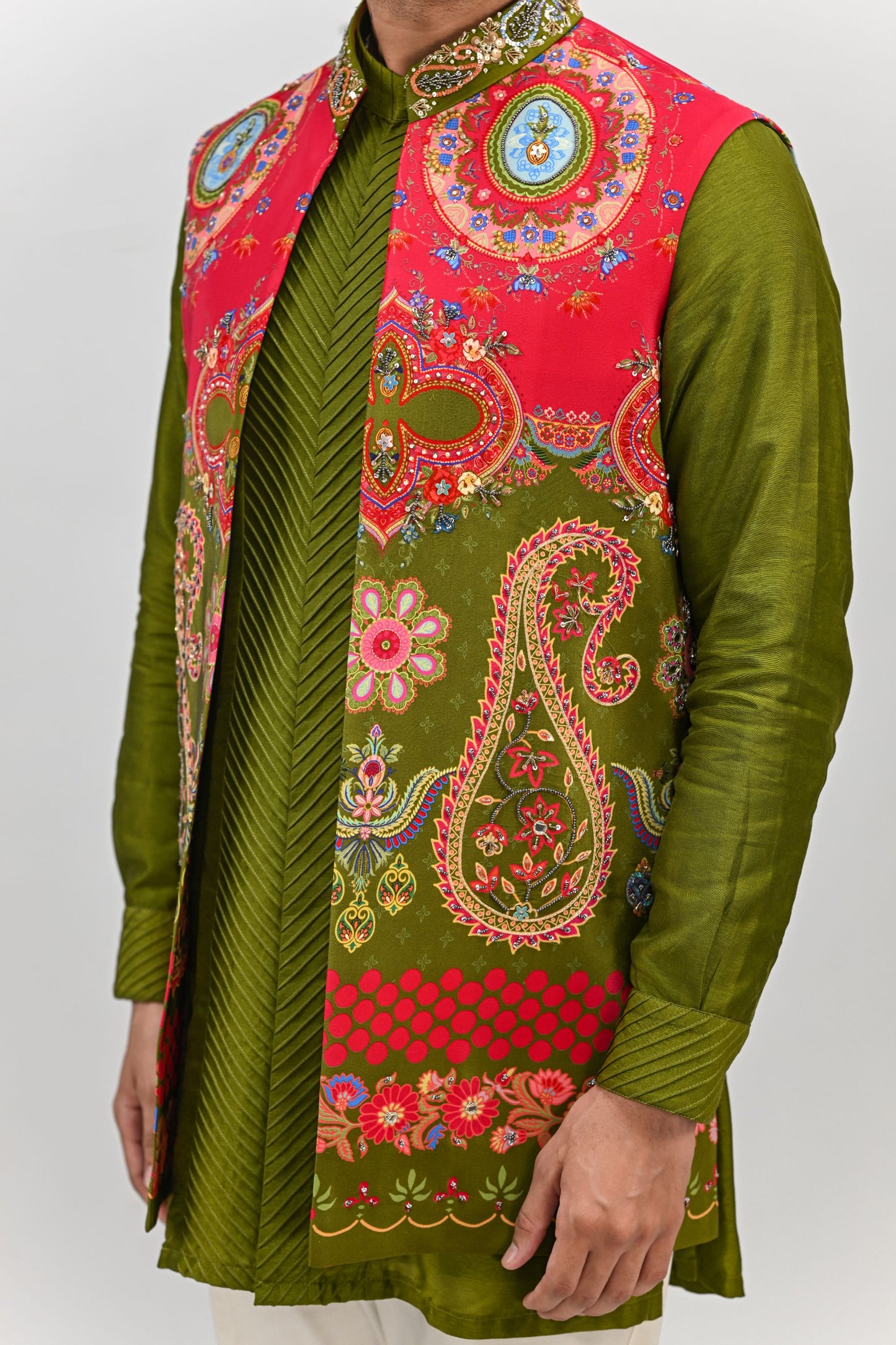 OLIVE PRINTED HIGHLIGHTED HALF JACKET /FULL SET