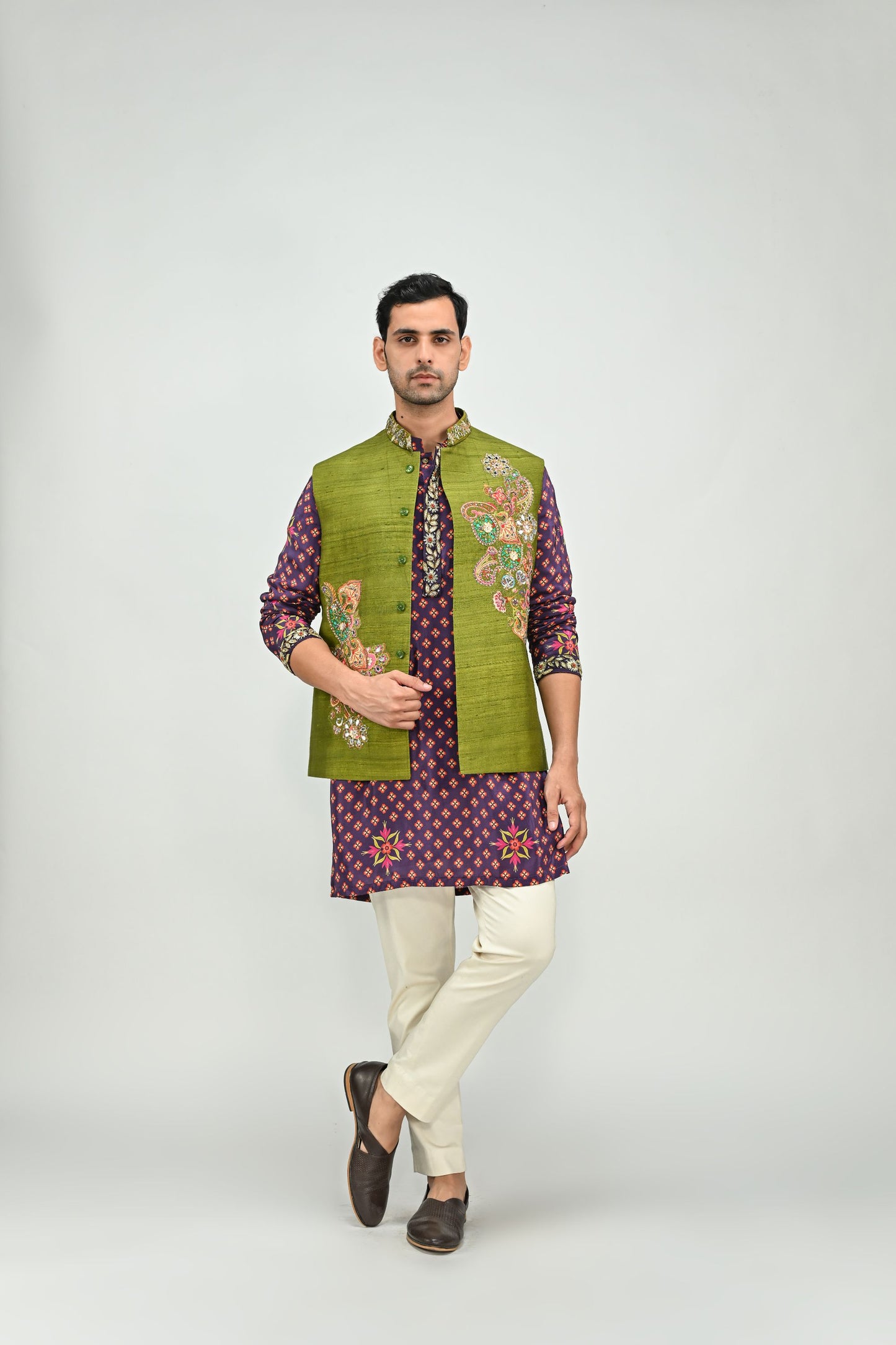 PLUM KURTA PAIRED WITH PATCH OLIVE BUNDI PANT SET