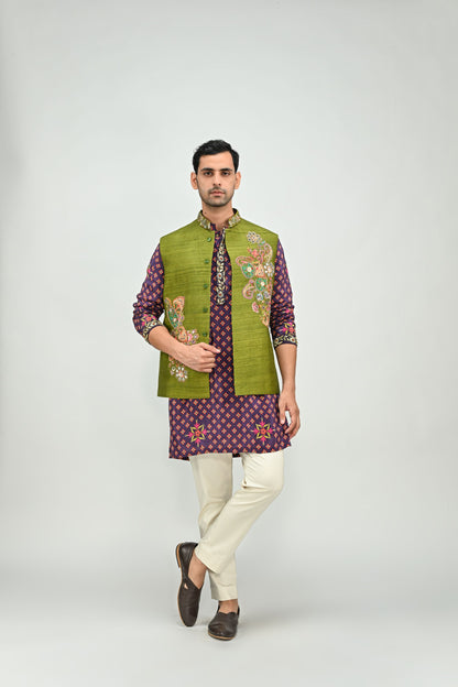 PLUM KURTA PAIRED WITH PATCH OLIVE BUNDI PANT SET