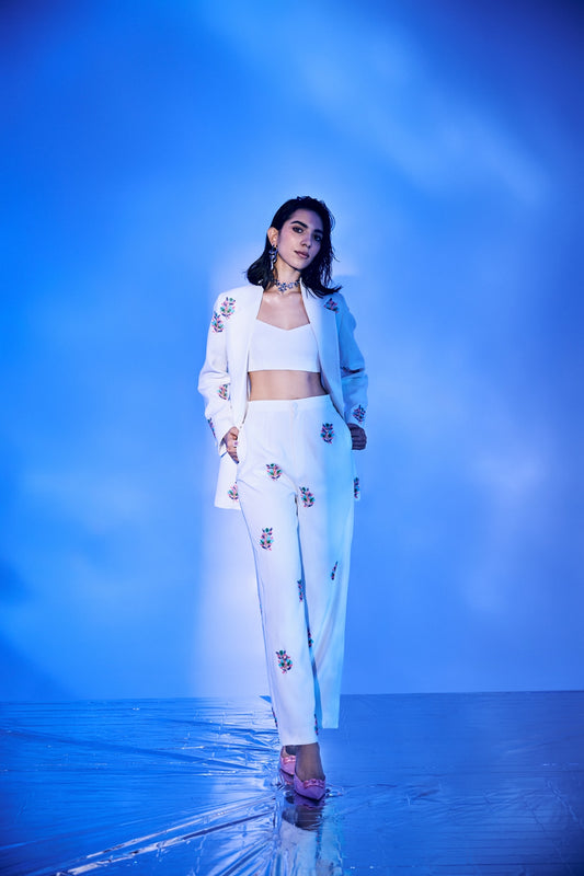 Pearl Butta Blazer Set