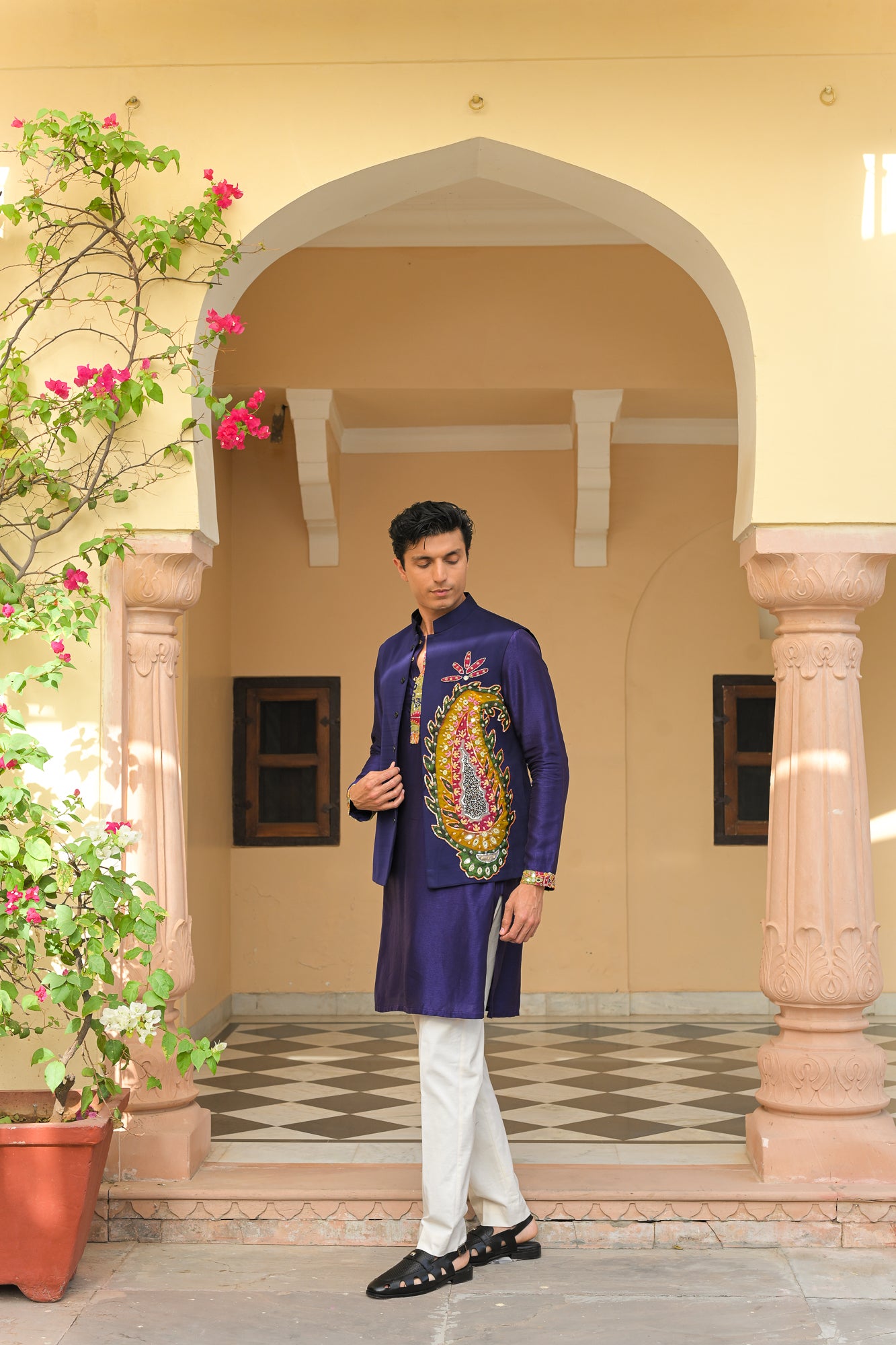 PAISLEY PATCH BUNDI KURTA JACKET PANT SET