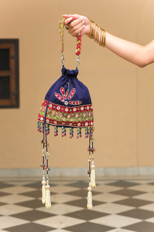 PATCH FLORA MIRROR WORK TASSEL POTLI