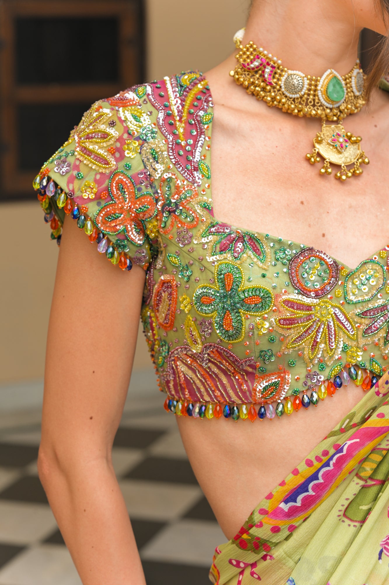 OLIVE BLOOM PRESTOTCHED HIGHLIGHT SAREE. WITH HIGHLIGHT BLOUSE