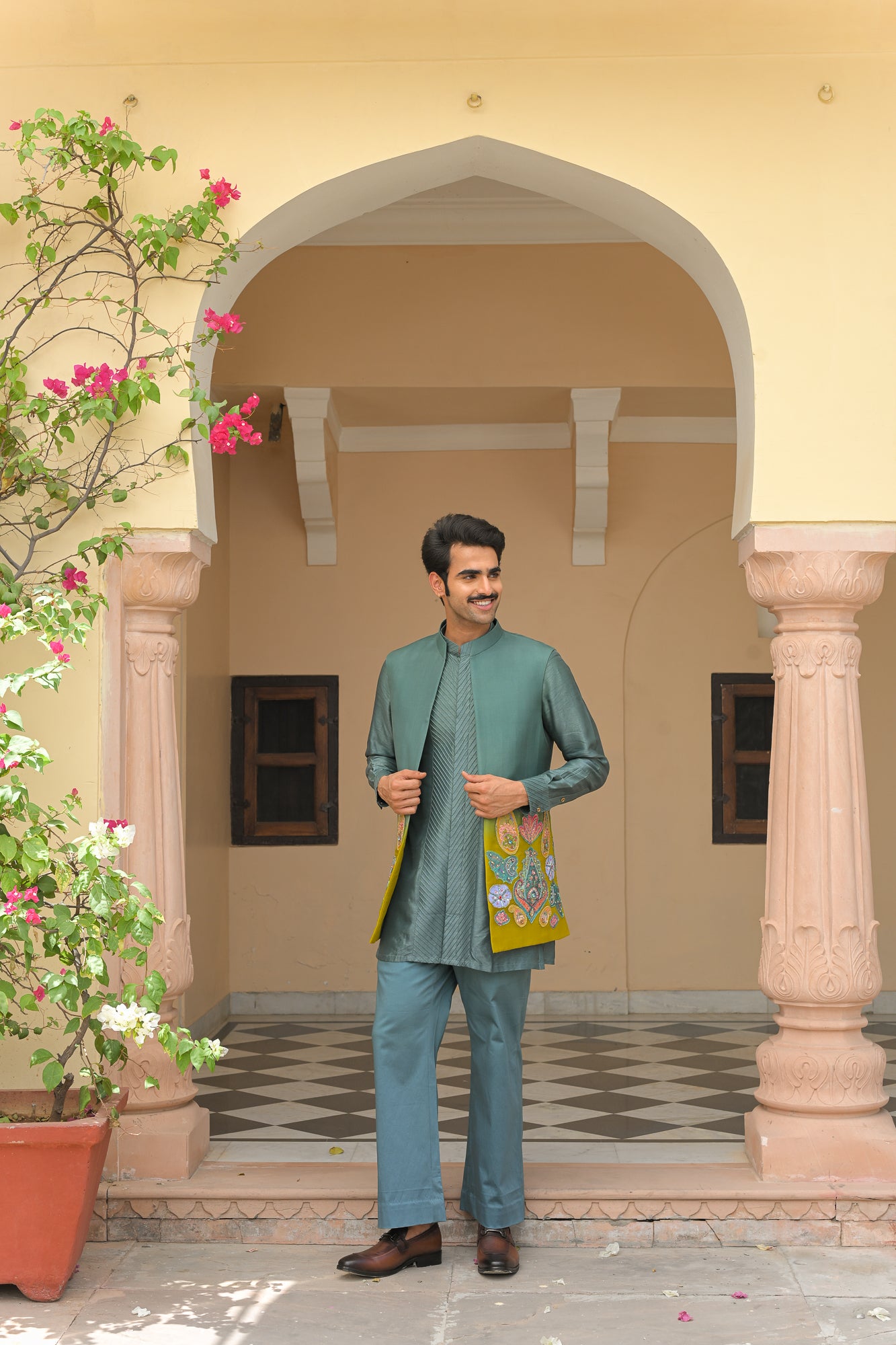 SHADED APPLIQUE EMBROIDERED HALF JACKET WITH PIN TUCK KURTA PANT SET