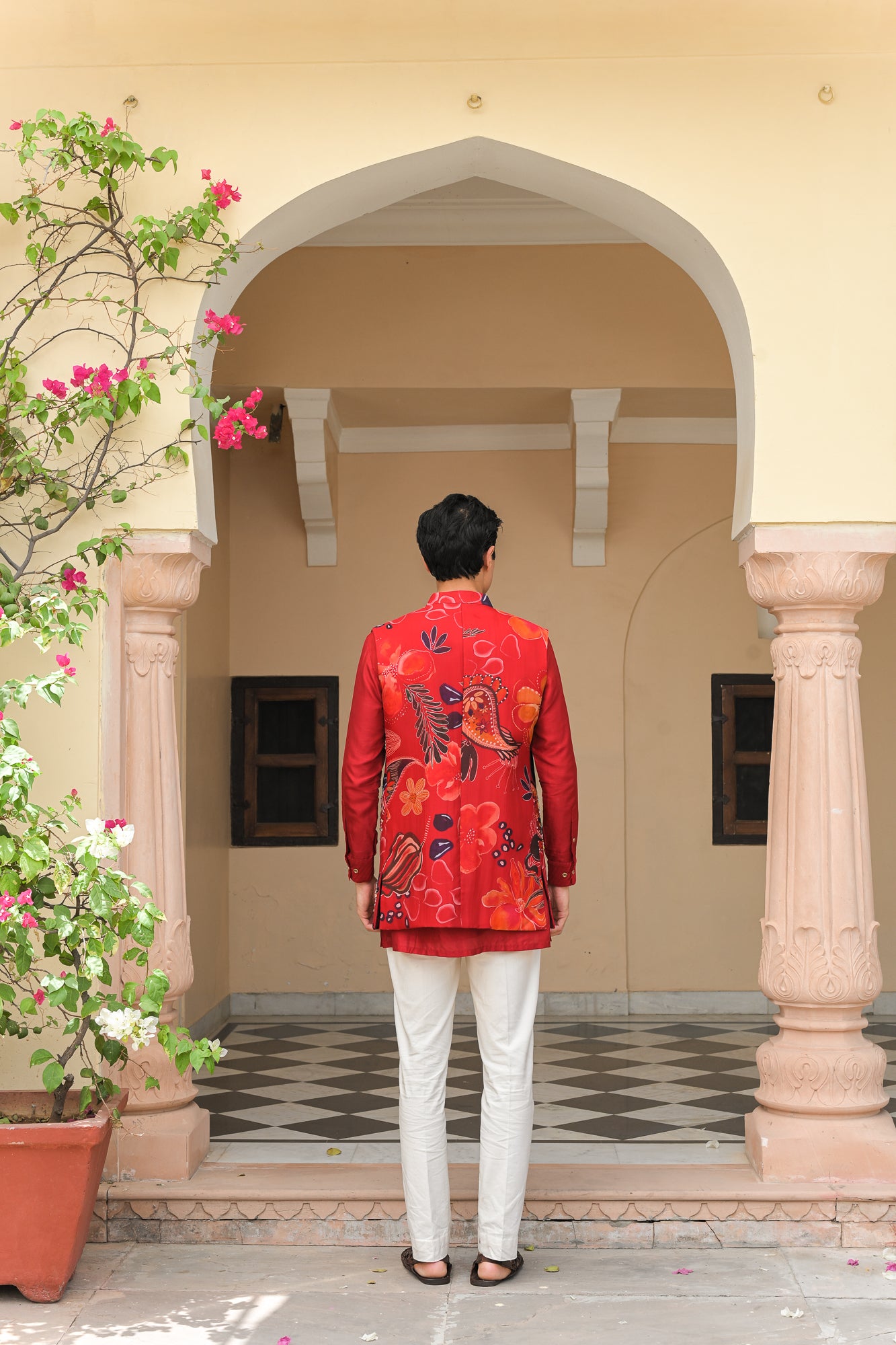 SCARLET BLOOM HIGHLIGHT HALF JACKET PAIRED WITH PINTUCK KURTA PANT SET