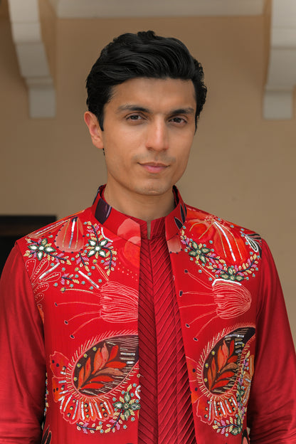 SCARLET BLOOM HIGHLIGHT HALF JACKET PAIRED WITH PINTUCK KURTA PANT SET
