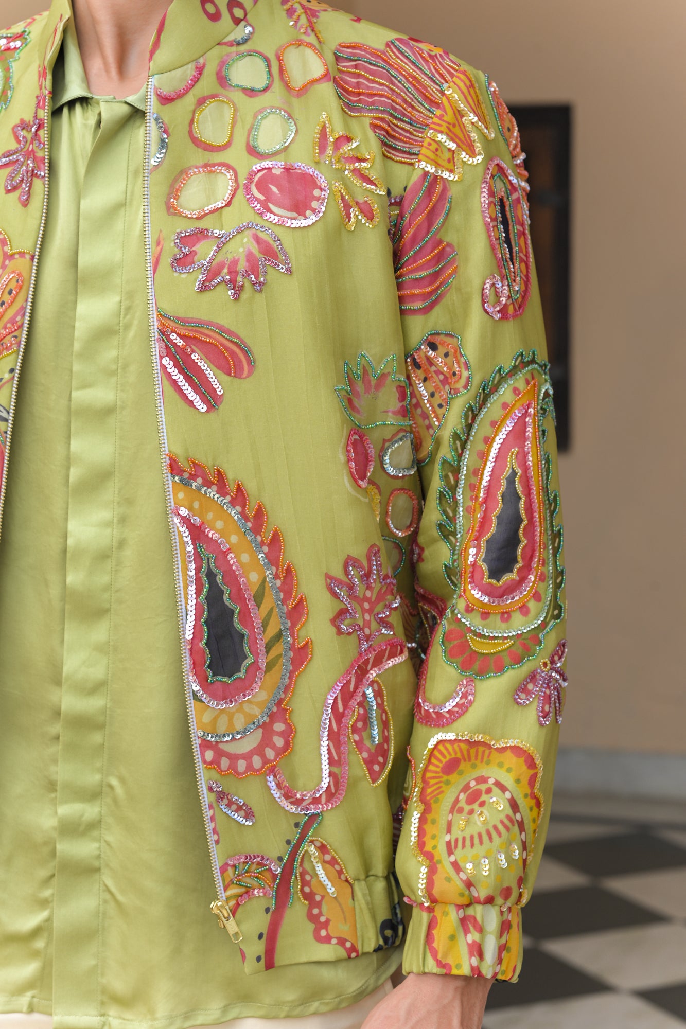 OLIVE BLOOM HIGHLIGHT SHACKET  WITH SATIN SHIRT PANT SET