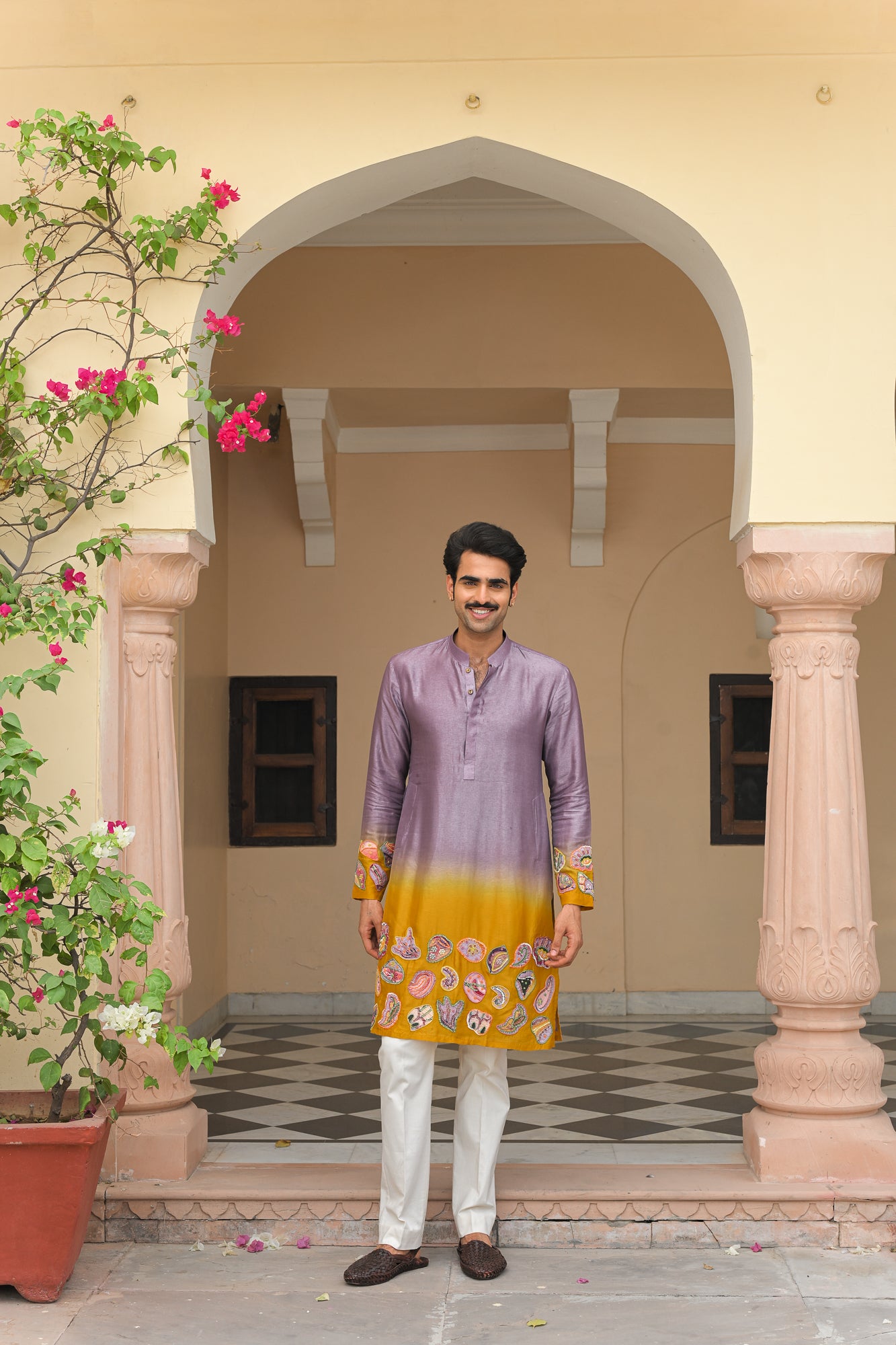 SHADED APPLIQUÉ EMBROIDERED KURTA PANT SET
