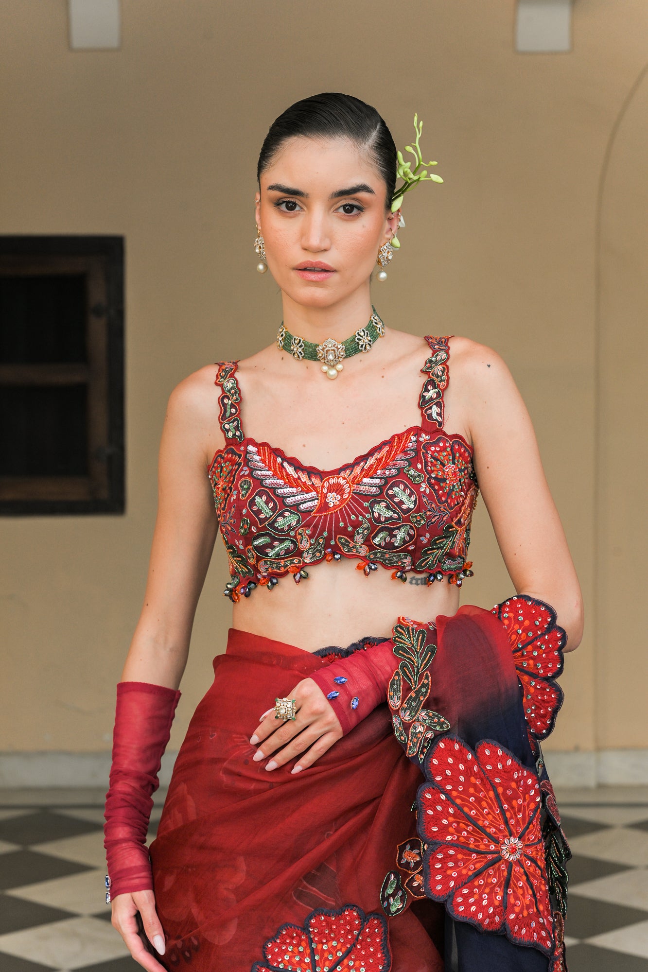 SCARLET THREAD WORK HIGHLIGHT CORSET BLOUSE WITH THREAD WORK FLLOWER PATCH DUAL SAREE HIGHLIGHT AND PETTICOAT