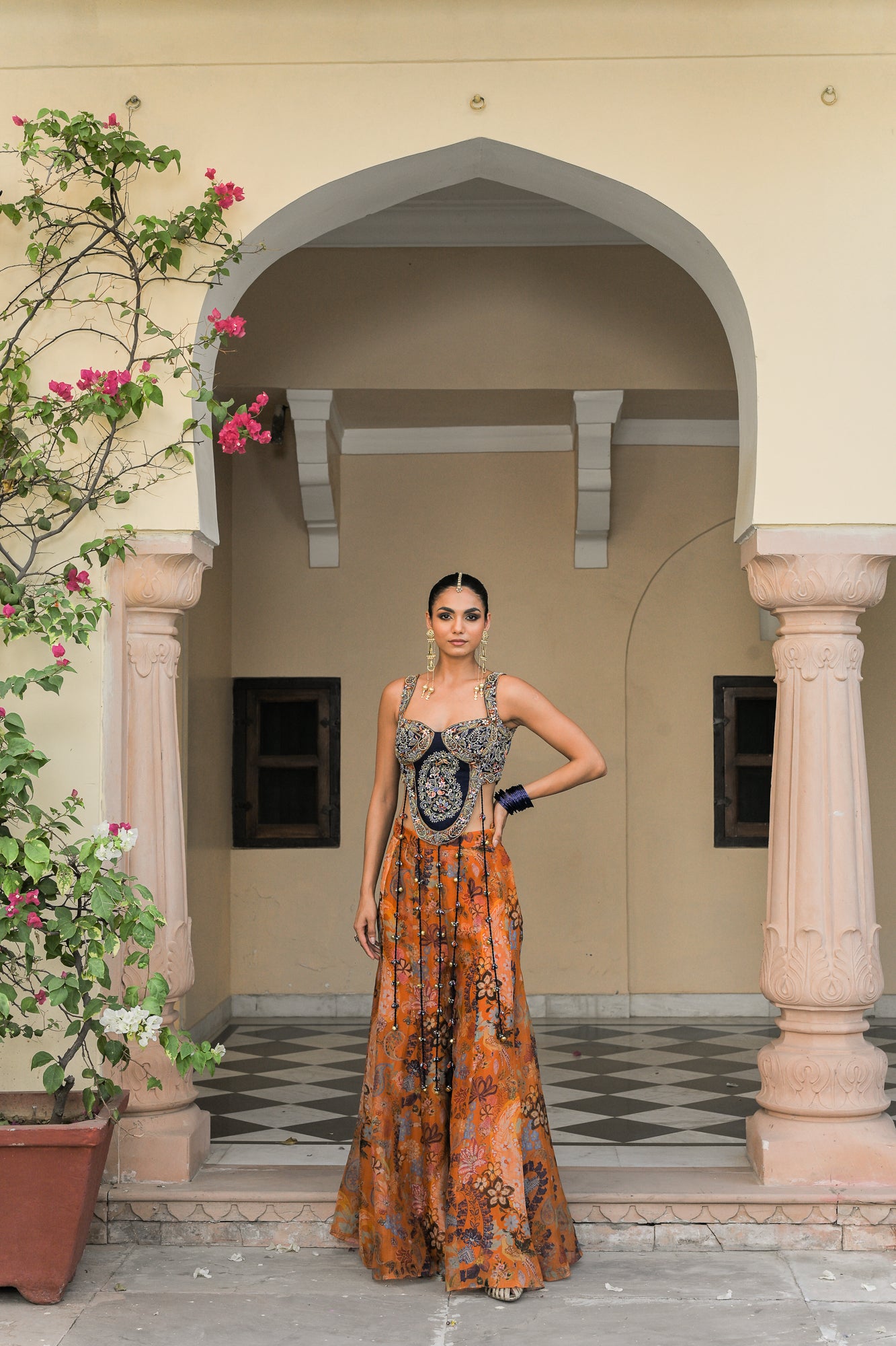 AMBER BLOOM KALI PANT AND PAISLEY PATCH TASSEL. TOP
