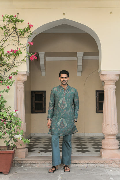 IRIS MIST KURTA STRAIGHT PANT SET