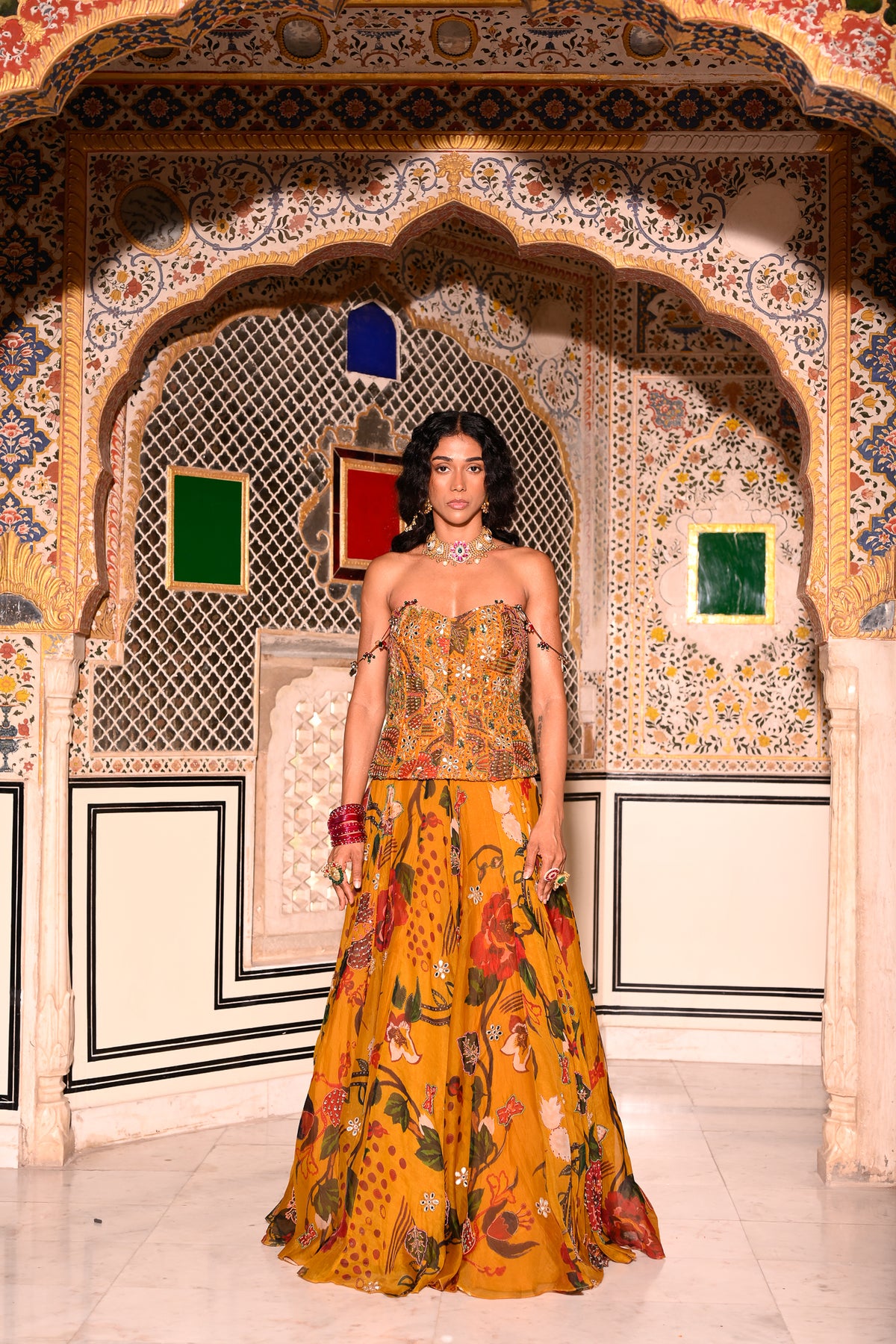 HIGHLIGHTED LEHENGA EMB CORSET