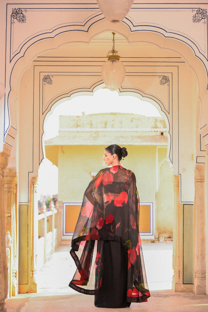 EMB BRALATTE PAIRED WITH COWL SKIRT PRINTED CAPE