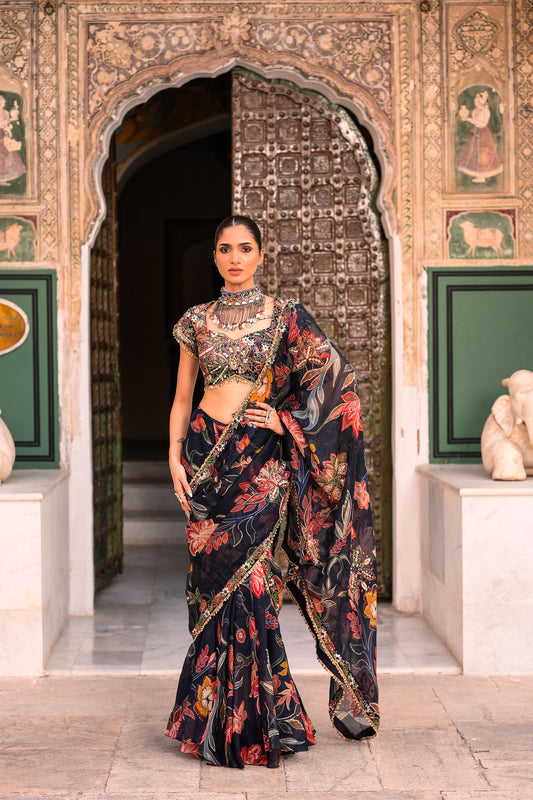 PRISTICHED ORGANZA SAREE WITH HIGHLIGHTED OPEN PALLA+ EMB BLOUSE