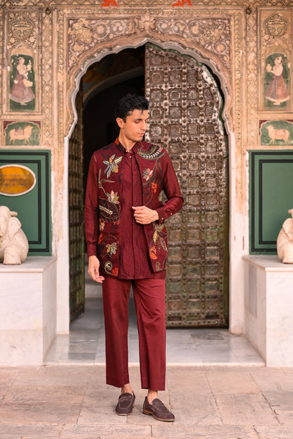 ORGNAZA HIGHLIGHT HALF JACKET WITH PLAIN PINTUCK KURTA AND FLAIRED MAROON PANT