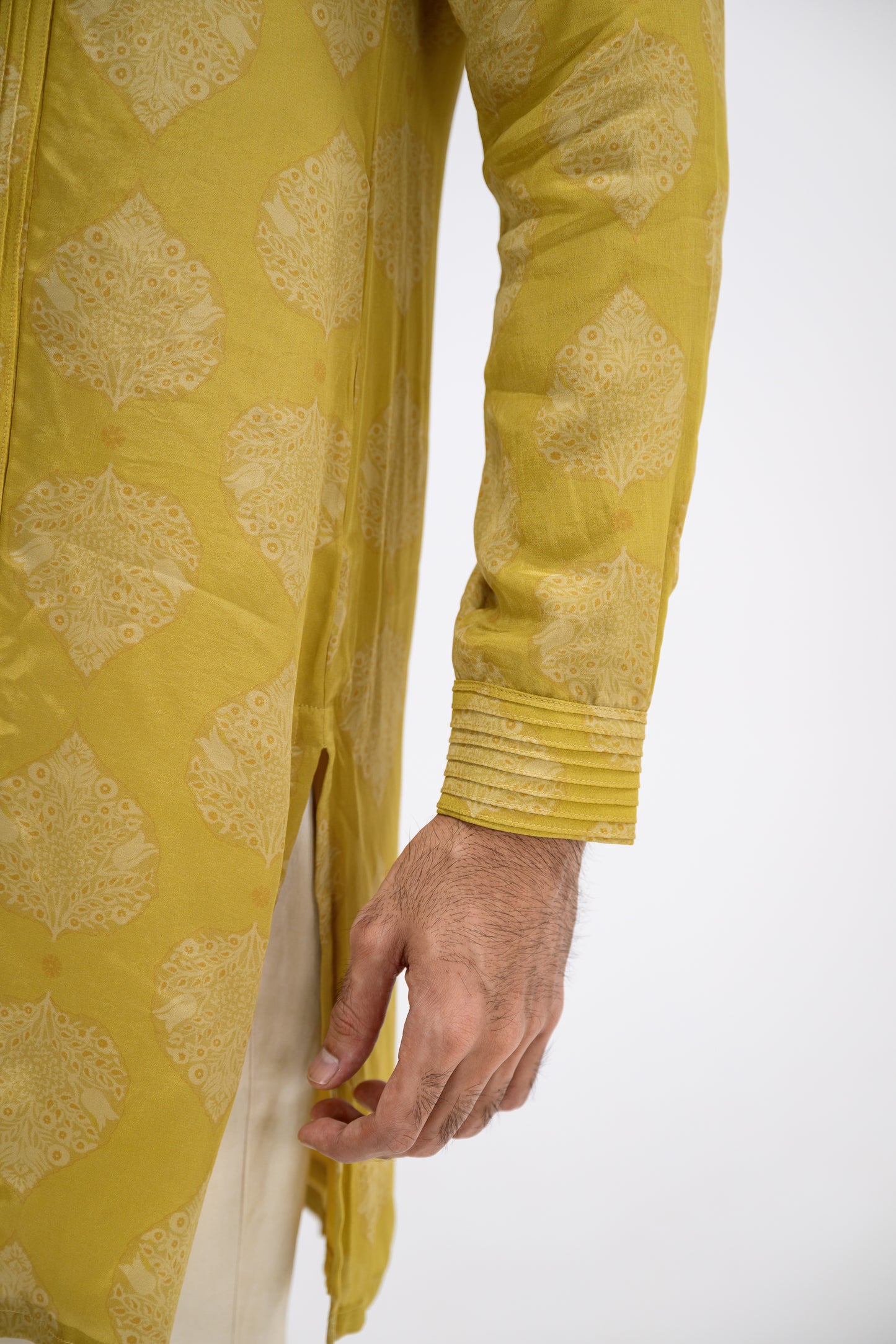 Mustard Pintuck Kurta / Full Set